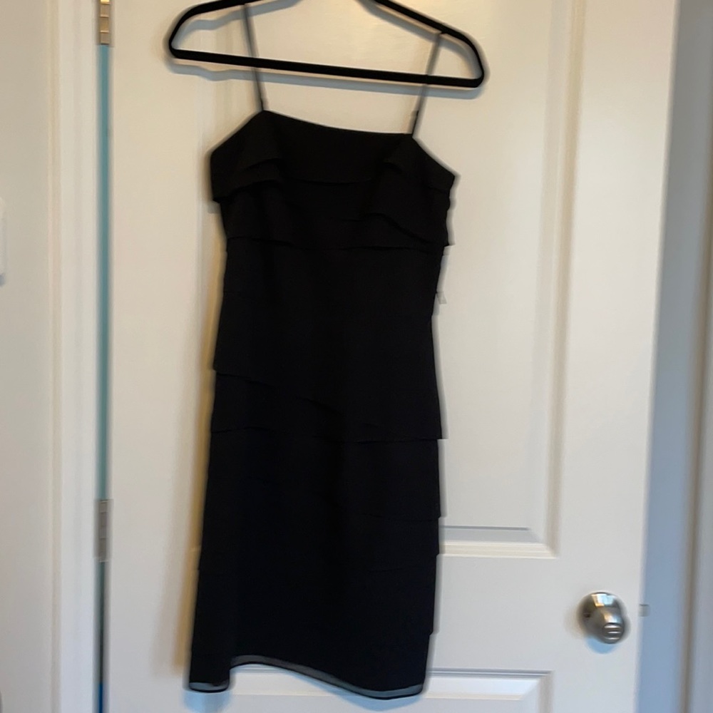 WHBM dress sz 6 on tag but true size I think is 4